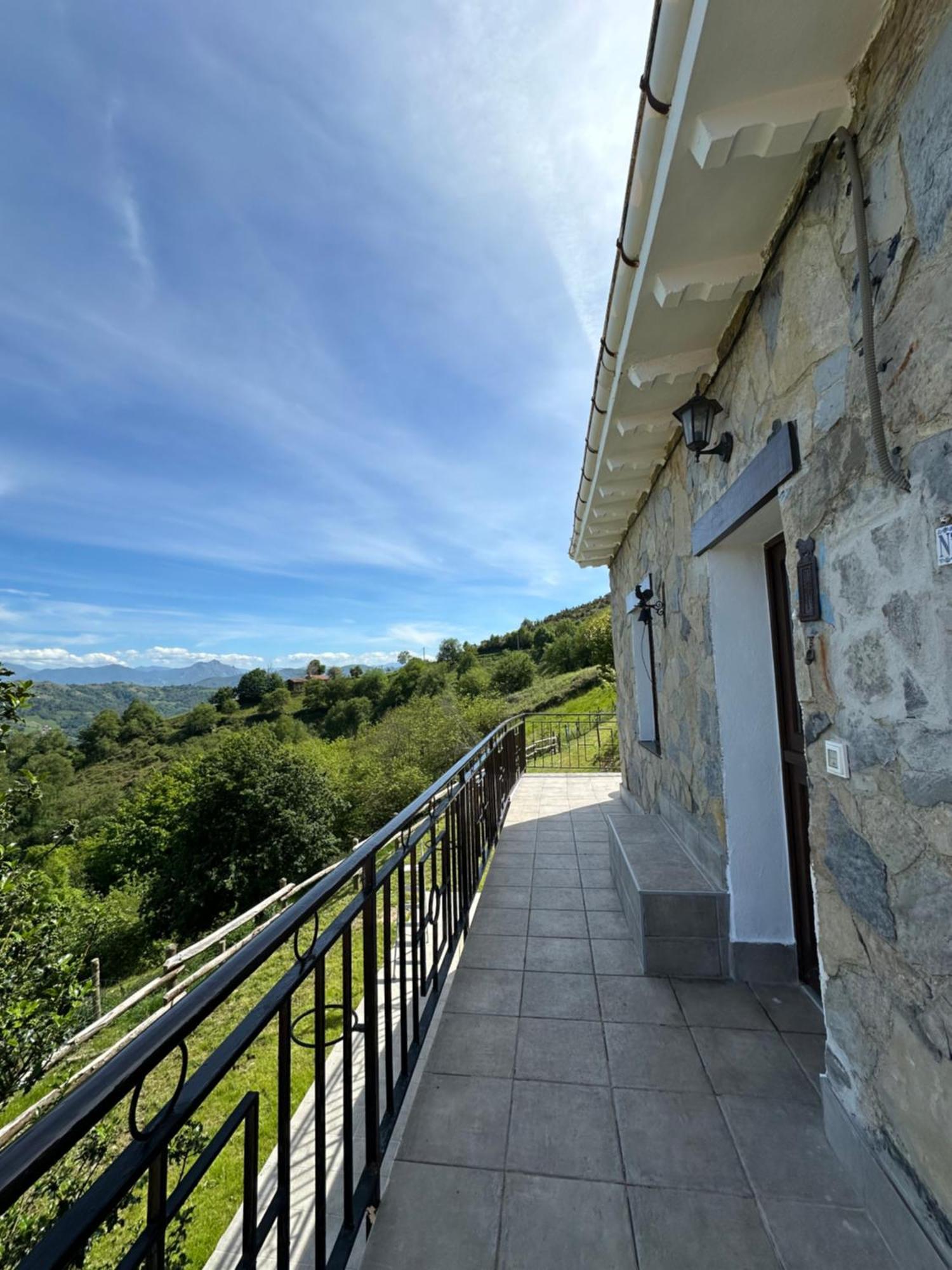 Almastur Rural Villa Pola de Siero Ngoại thất bức ảnh